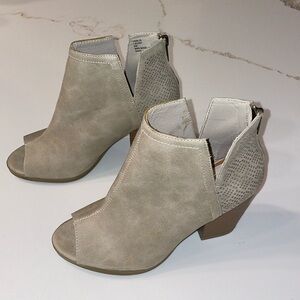 Sugar Varlin Tan Bootie with Peek a Boo toe and back zipper | 6